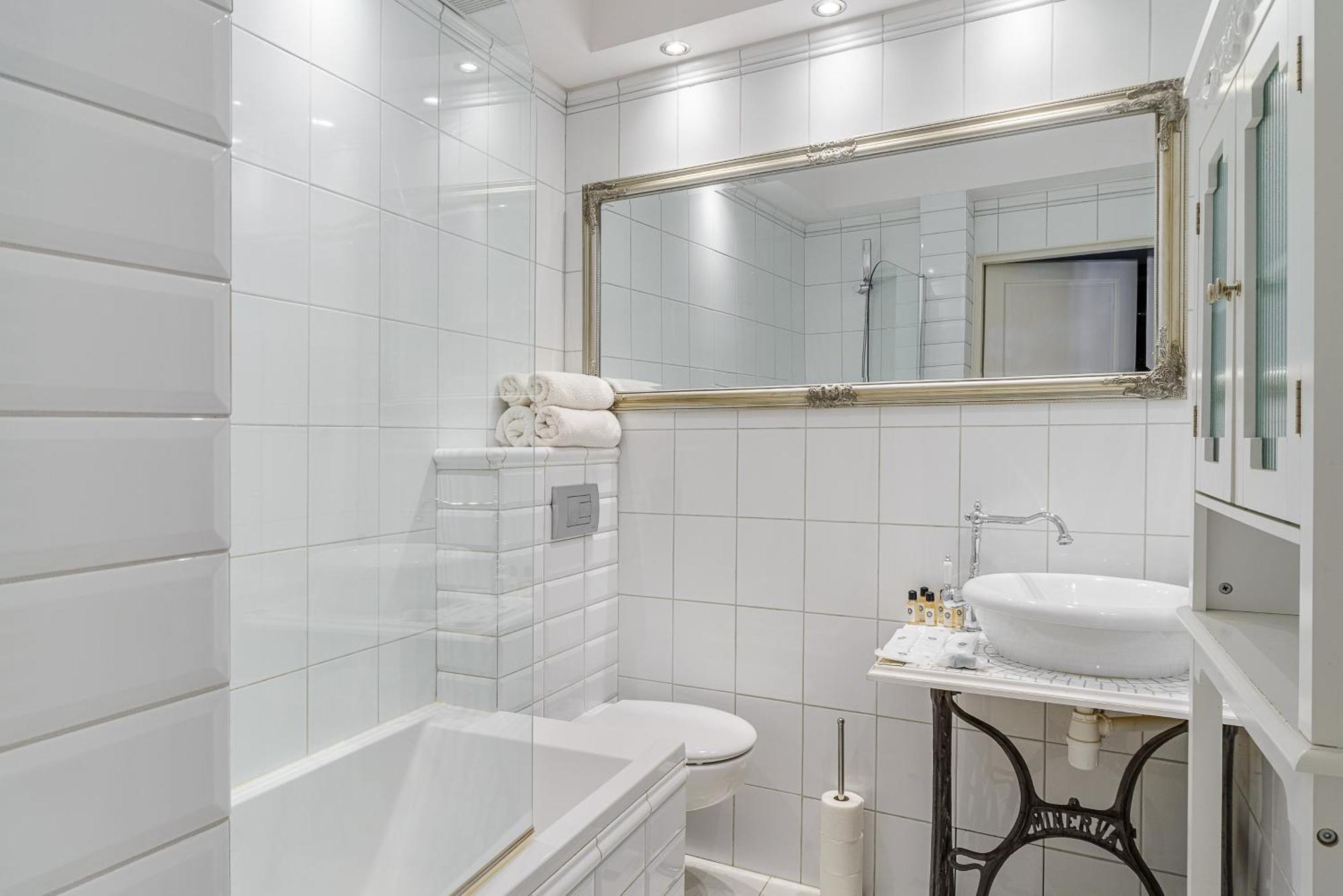 Old Town Heart XVII - Freta Luxury Apartment วอร์ซอ ภายนอก รูปภาพ
