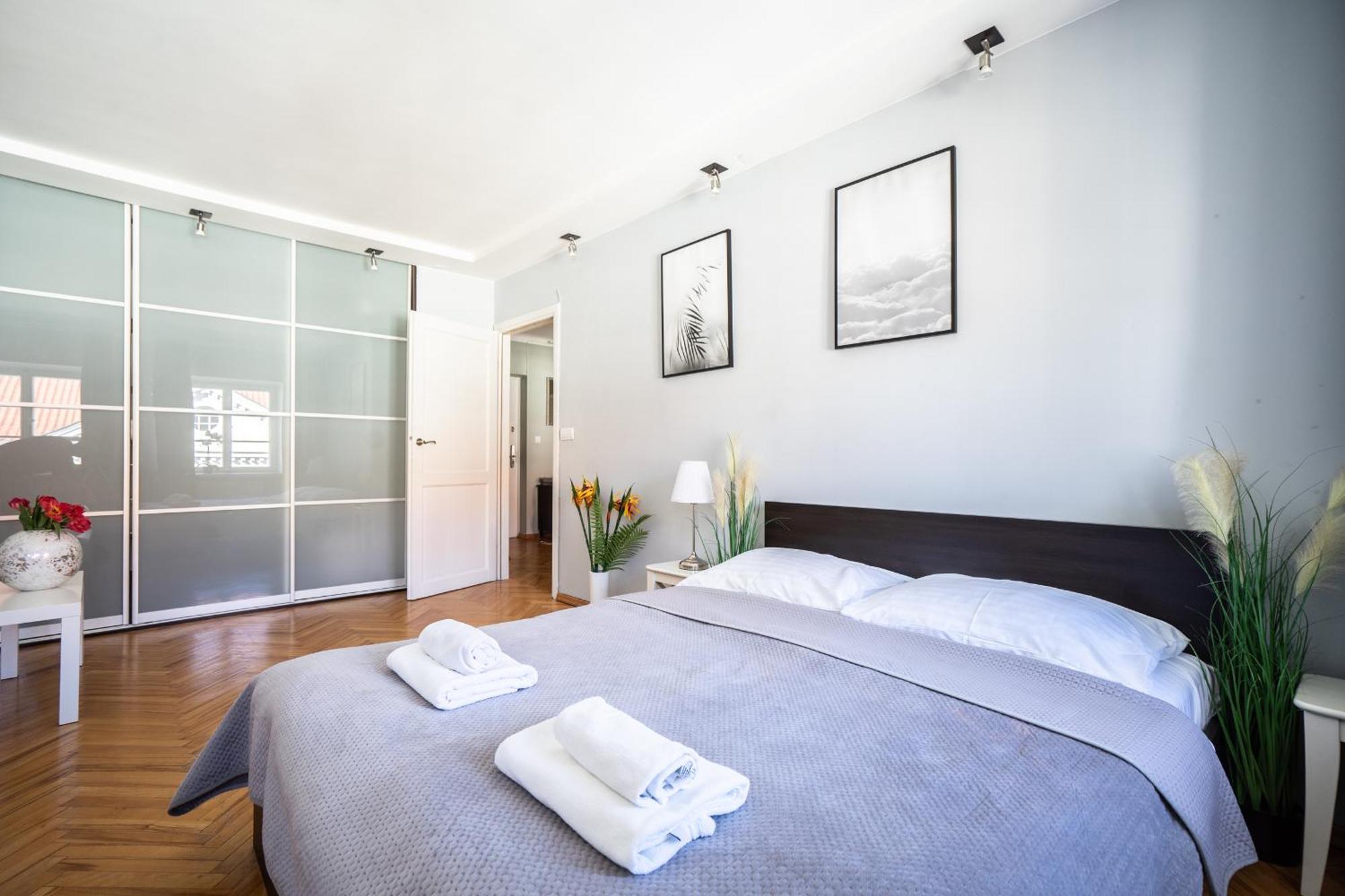 Old Town Heart XVII - Freta Luxury Apartment วอร์ซอ ภายนอก รูปภาพ